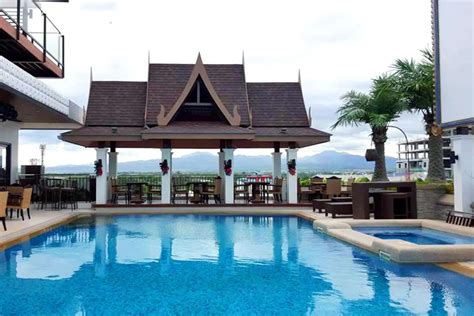 The best hotels with jacuzzis in Mindanao, Philippines.
